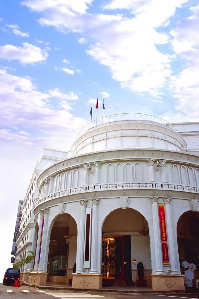 Ohotel Đài Trung Ngoại thất bức ảnh